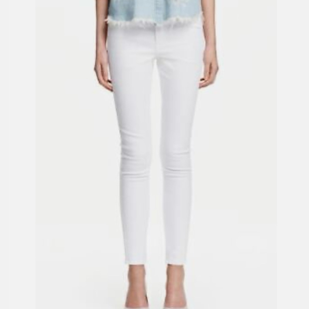 H&M skinny white ankle zip jeans size 26 / 28